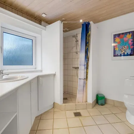 Dom wakacyjny Tuula - 1-1km From The Sea By Interhome