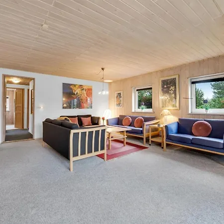 Dom wakacyjny Tuula - 1-1km From The Sea By Interhome