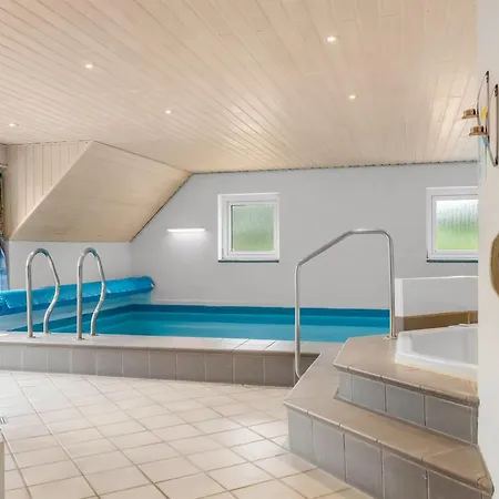 Tuula - 1km From The Sea By Interhome *