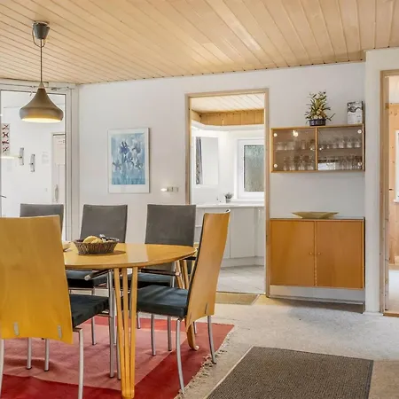 Tuula - 1km From The Sea By Interhome Vejers Strand